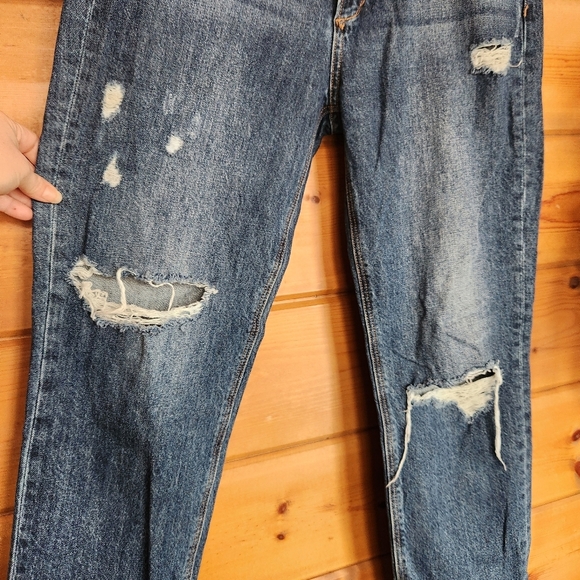 Joe's Scout Mid Rise Slim Boyfriend Jeans Cropped Distressed In Remix Sz 29 X27" - Picture 3 of 13